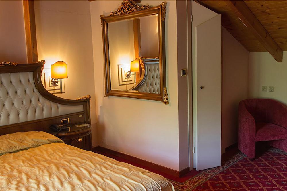 Alexios Hotel Яніна Екстер'єр фото