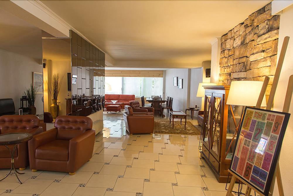Alexios Hotel Яніна Екстер'єр фото