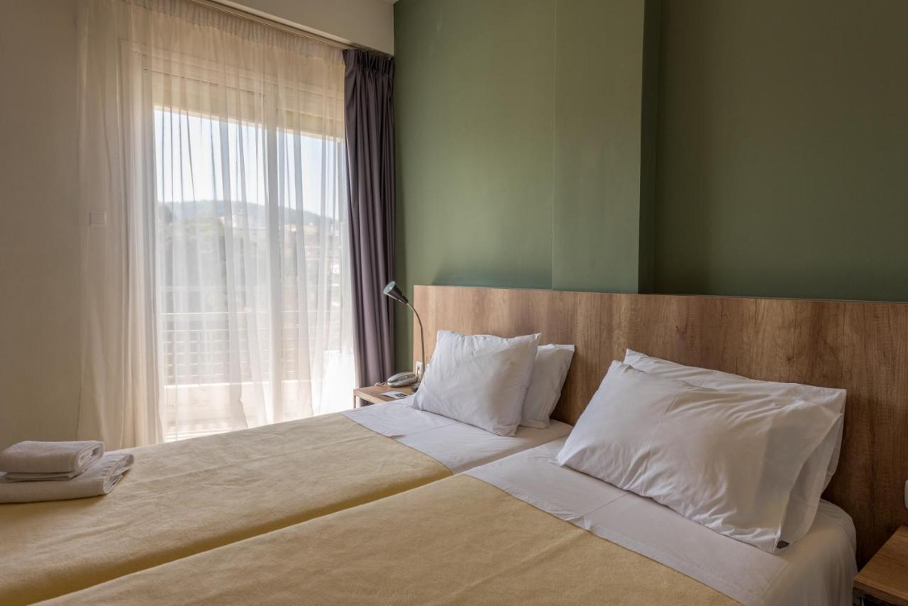 Alexios Hotel Яніна Екстер'єр фото