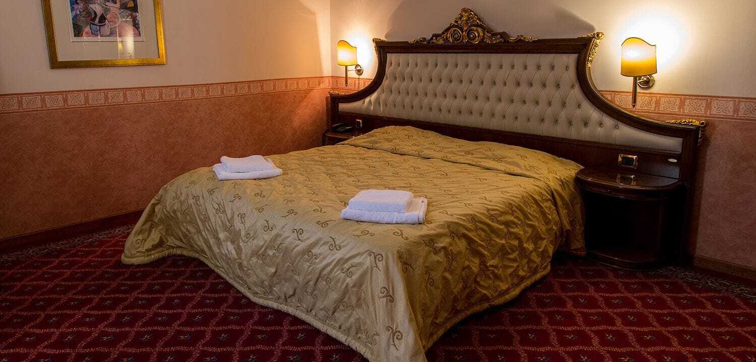 Alexios Hotel Яніна Екстер'єр фото